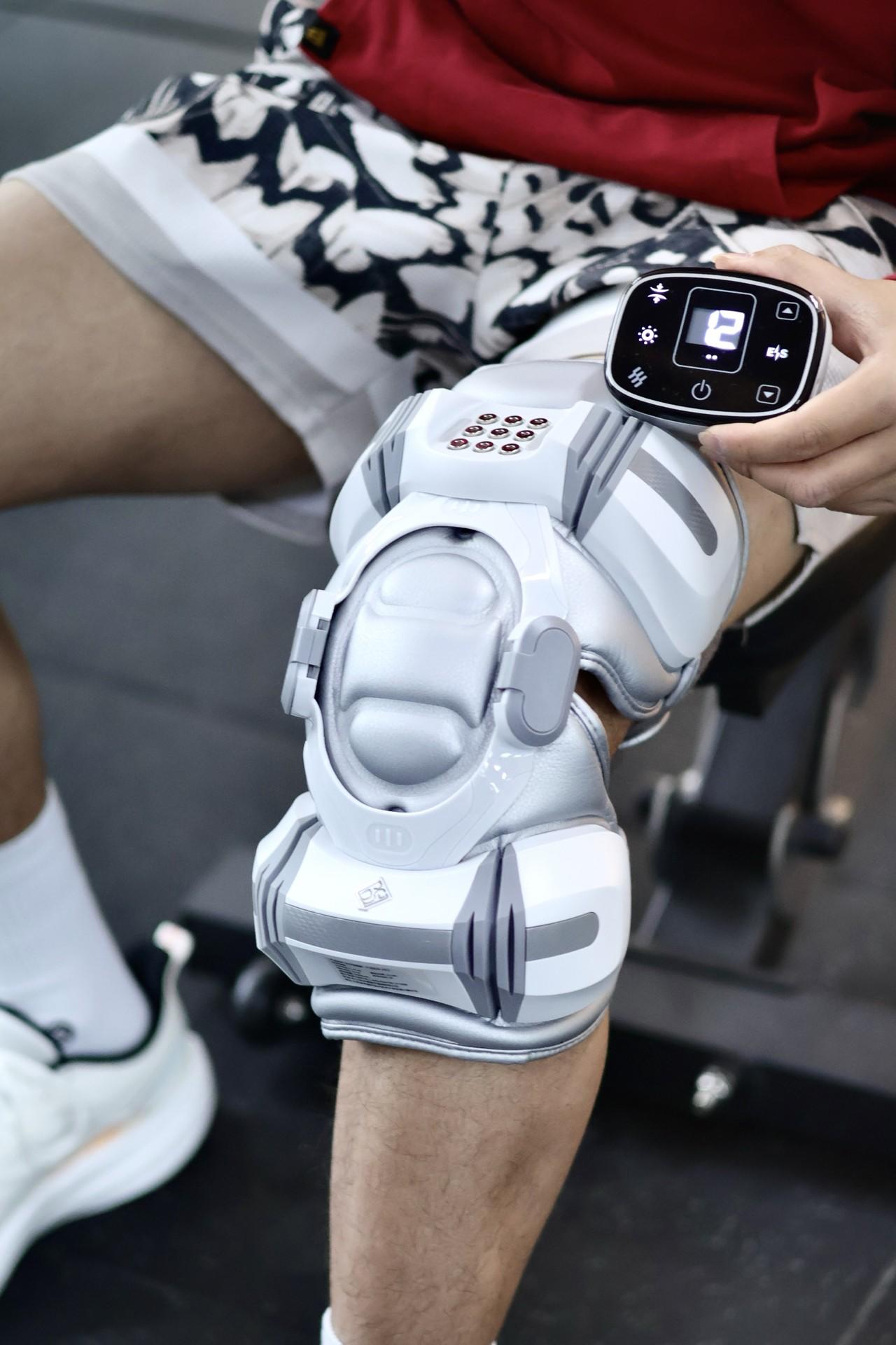 给膝盖按个摩!“合金装甲”按摩器⚙️